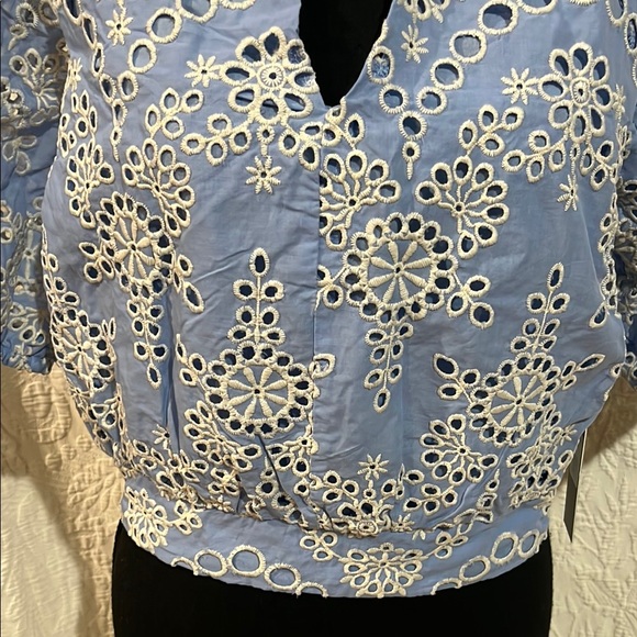 NVLT Blue and White Eyelet Women's Top, size small, NWT - Picture 5 of 14